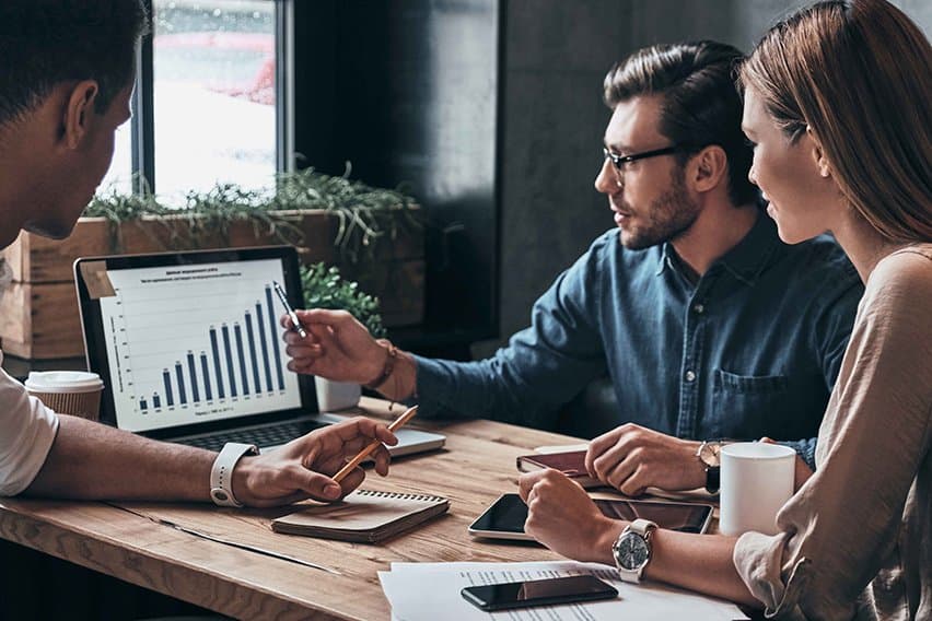 Accountability vs Responsibility: What’s the Difference? image