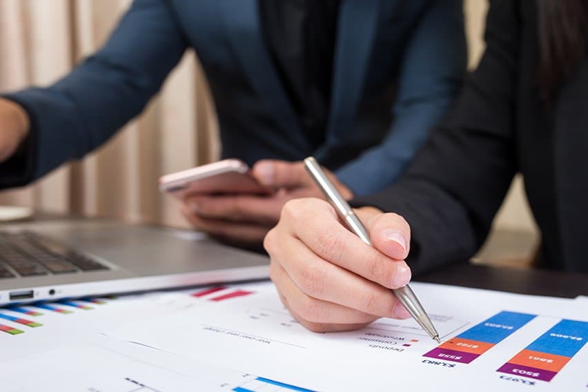 Closing the Books: Basics & 8 Steps Guide image