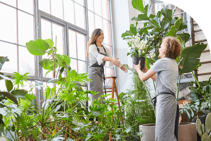 What Is Inventory Tracking? And How Can You Do It in FreshBooks? image