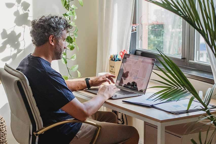 How to Fill Out a 1040X Form for U.S. Tax Returns image